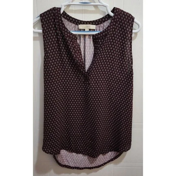 Ann Taylor Loft Women's Sleeveless V Neck Blouse Top Deep Red Polyester Blend M - Picture 1 of 8